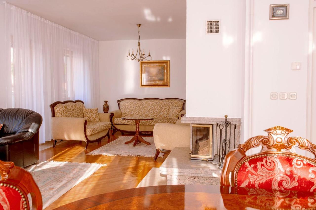 Beautiful Duplex In Heart Of Old Town - Free Parking Apartment Sarajevo Bagian luar foto
