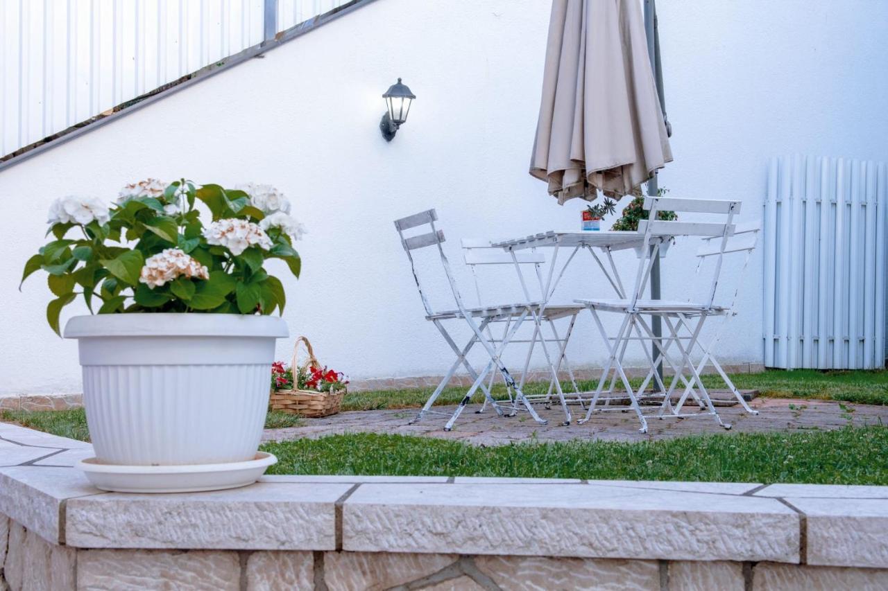 Beautiful Duplex In Heart Of Old Town - Free Parking Apartment Sarajevo Bagian luar foto