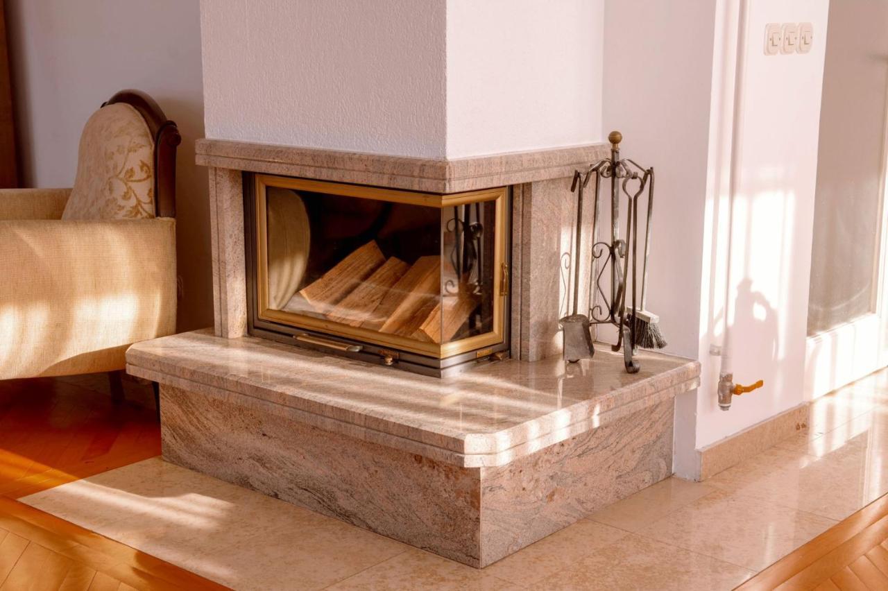Beautiful Duplex In Heart Of Old Town - Free Parking Apartment Sarajevo Bagian luar foto
