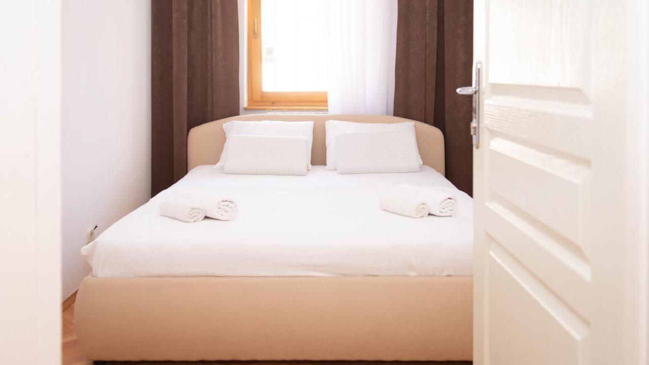 Beautiful Duplex In Heart Of Old Town - Free Parking Apartment Sarajevo Bagian luar foto
