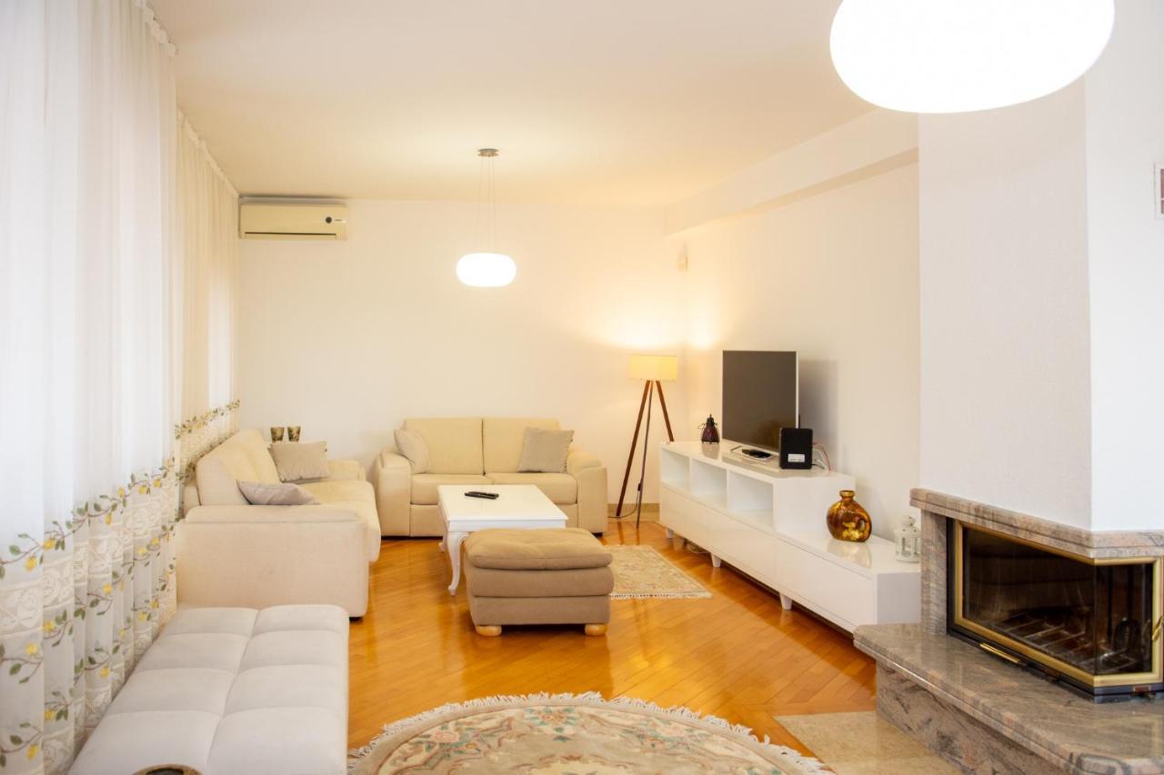 Beautiful Duplex In Heart Of Old Town - Free Parking Apartment Sarajevo Bagian luar foto