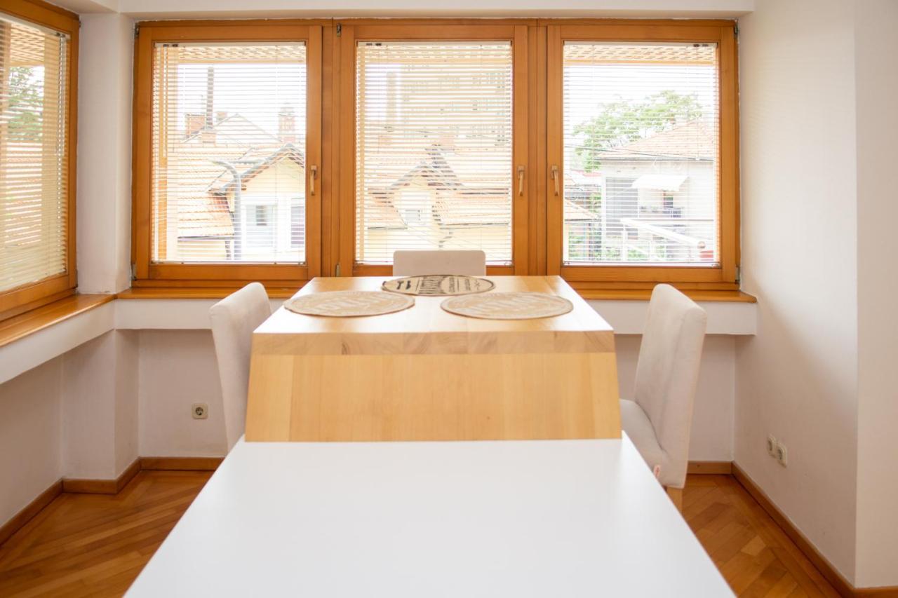 Beautiful Duplex In Heart Of Old Town - Free Parking Apartment Sarajevo Bagian luar foto